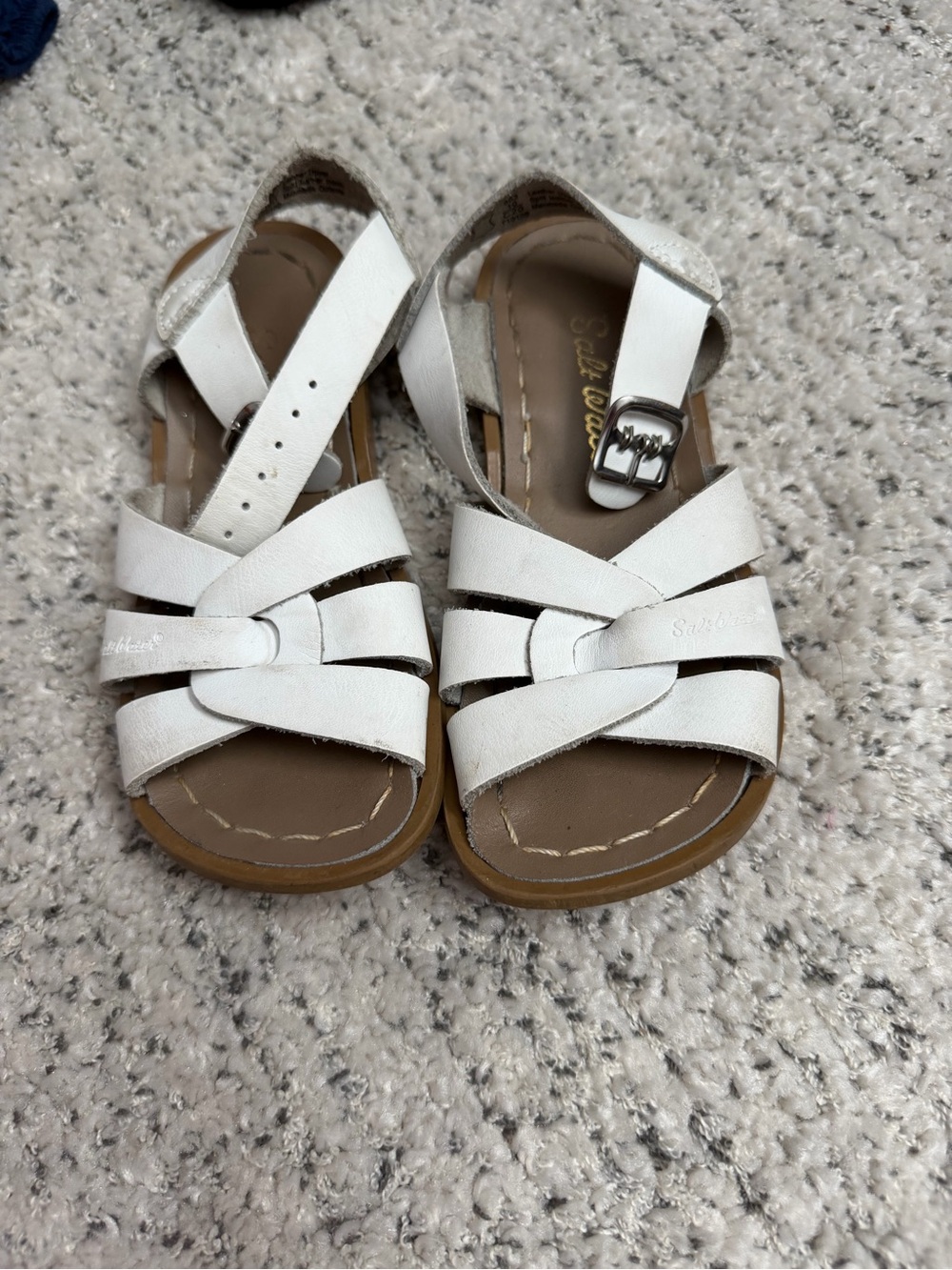 Sun San White Strappy Kids Sandals with Buckle Closure size 10 girls